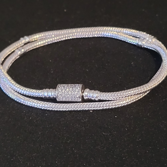 Pandora moments double wrap barrel clasp snake chain bracelet - Picture 2 of 3